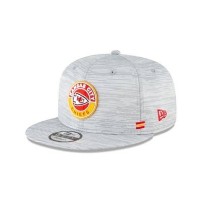 Kansas City Chiefs Gorra | New Era Official NFL Fall Sideline 9fifty Snapback Cap Mexico - Grises